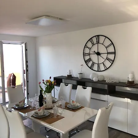 Moderne Neubauwohnung * Neuenstadt am Kocher