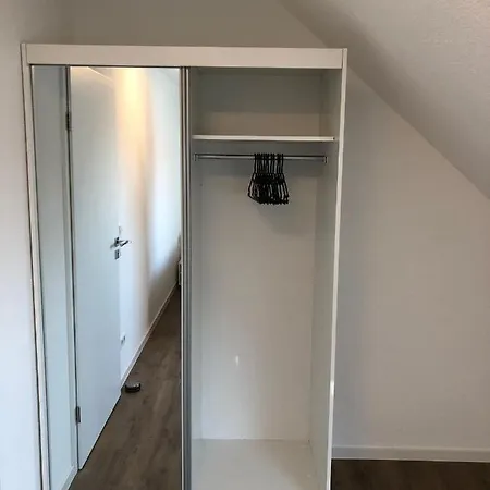 Moderne Neubauwohnung Apartment