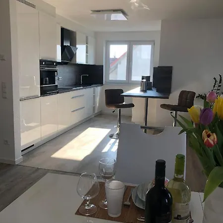 Moderne Neubauwohnung *