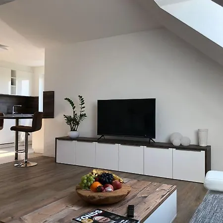 Moderne Neubauwohnung Apartment